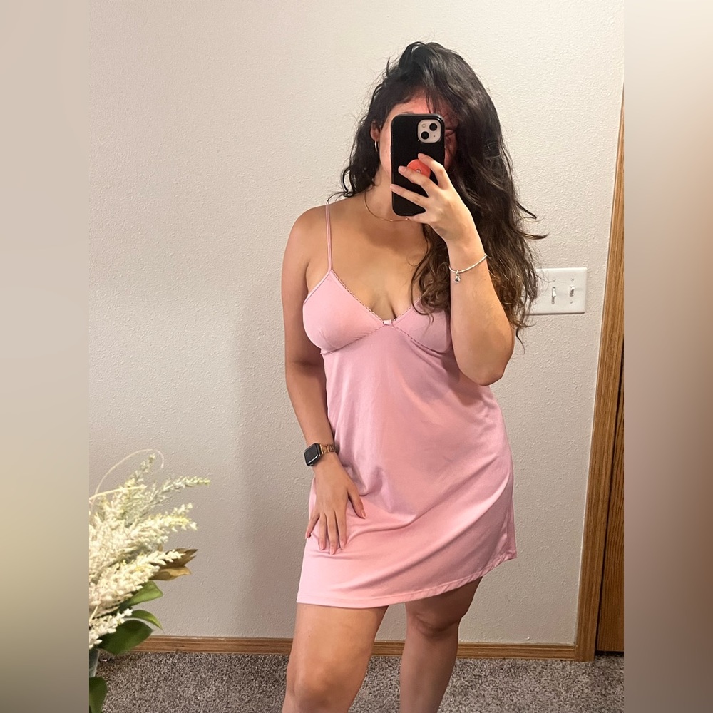 Secrets treasures pink night gown/ sleep wear